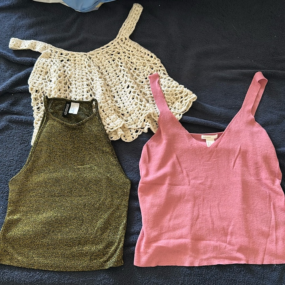 3 tank tops for $8
